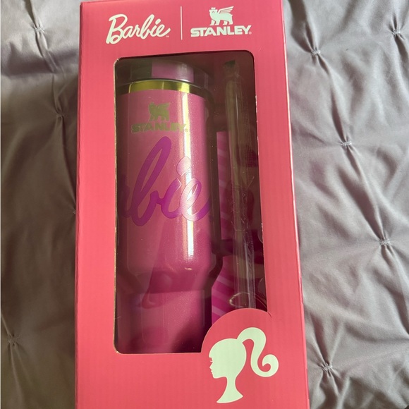 Stanley Quencher Limited Barbie  H2.0 Tumbler in Pink With Stanley Accessories!! - Picture 1 of 9